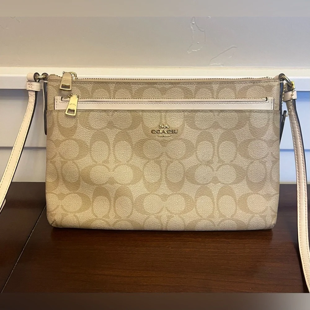 Sold - Picture 4 of 6